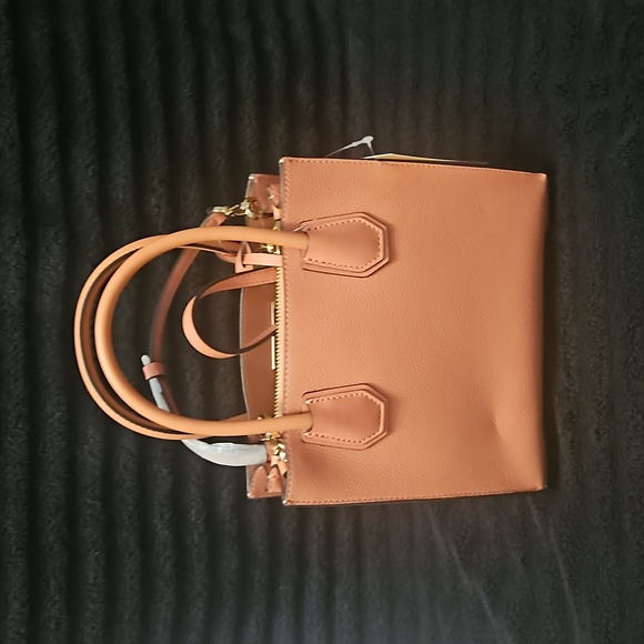 Michael Kors purse - Picture 5 of 7